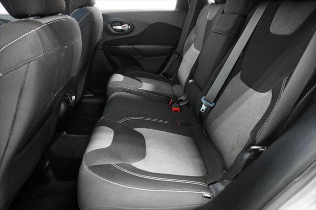 used 2015 Jeep Cherokee car, priced at $10,795
