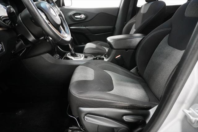 used 2015 Jeep Cherokee car, priced at $10,795