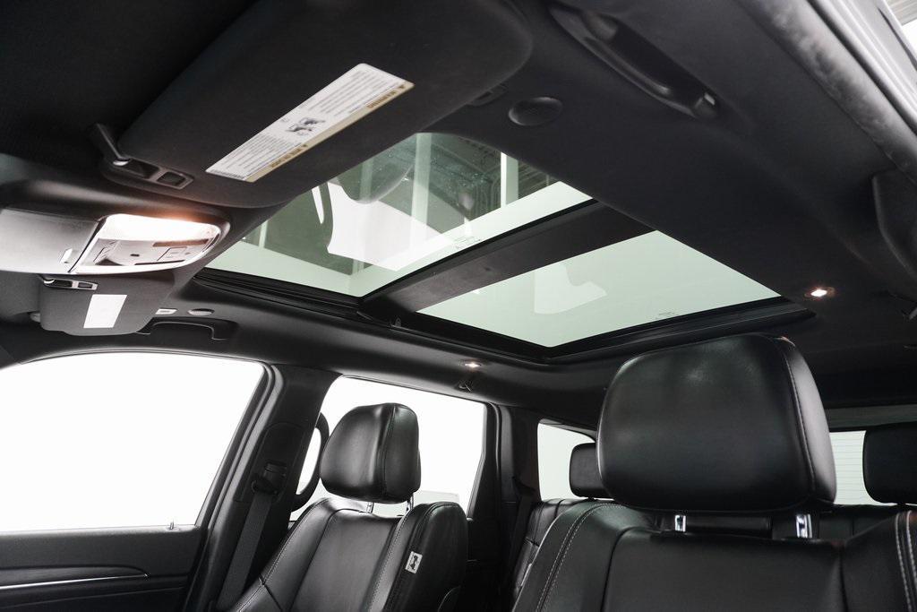 used 2021 Jeep Grand Cherokee car, priced at $25,995