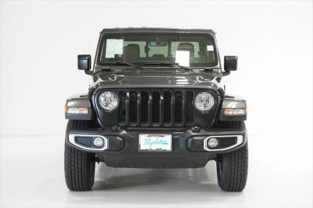 used 2021 Jeep Gladiator car, priced at $33,195