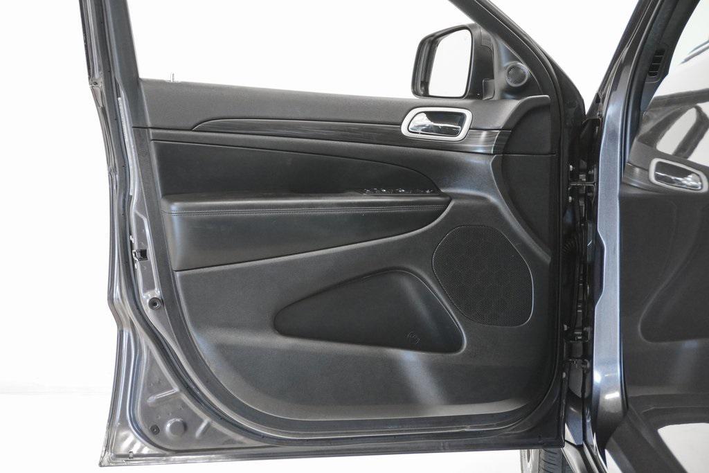 used 2021 Jeep Grand Cherokee car, priced at $24,995