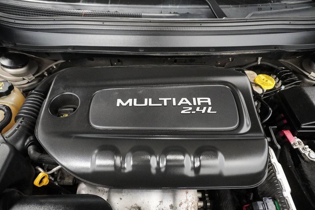 used 2017 Jeep Cherokee car, priced at $13,697