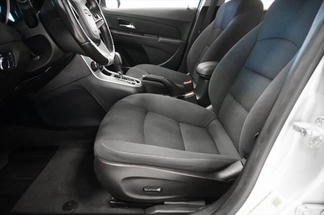 used 2014 Chevrolet Cruze car, priced at $8,995