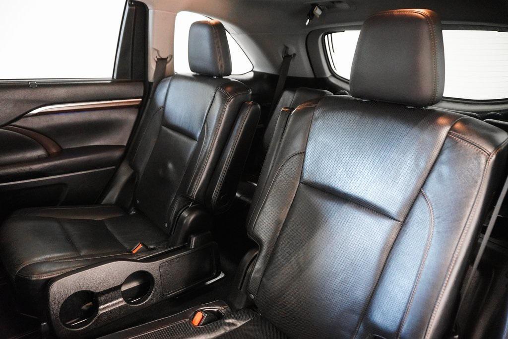used 2014 Toyota Highlander car, priced at $16,995