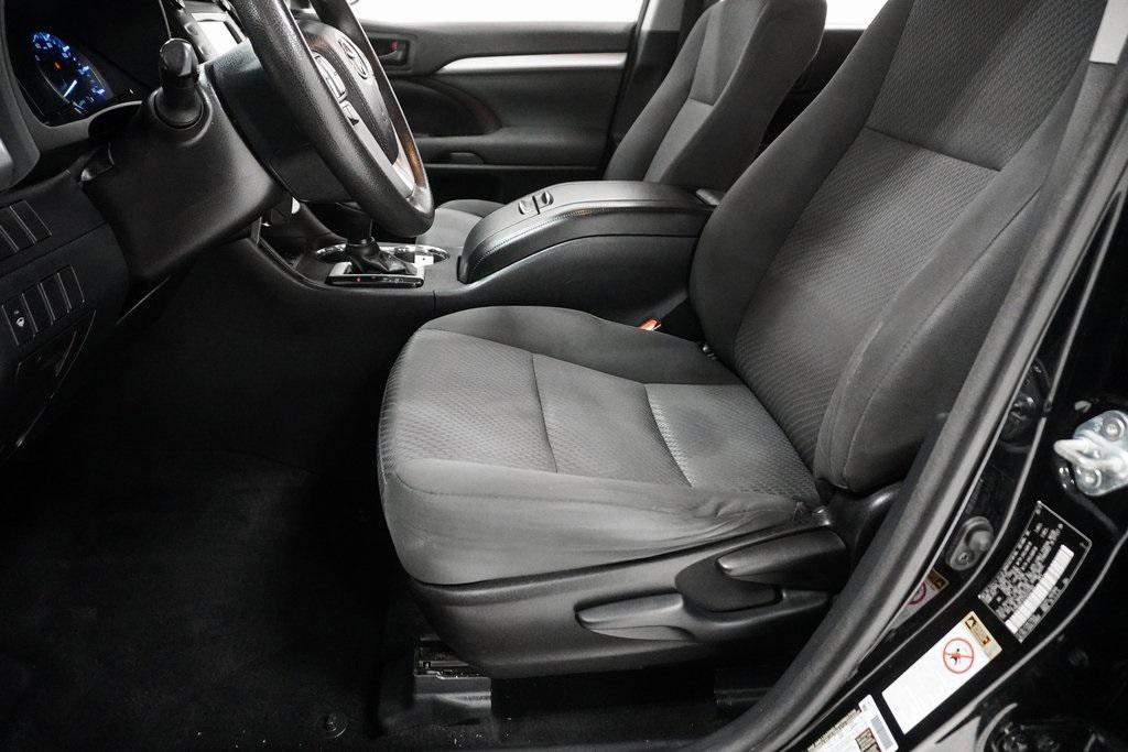 used 2017 Toyota Highlander car, priced at $21,495