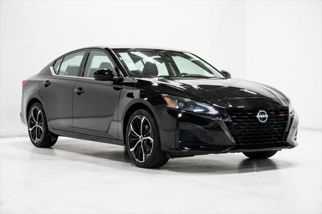 used 2023 Nissan Altima car, priced at $19,354