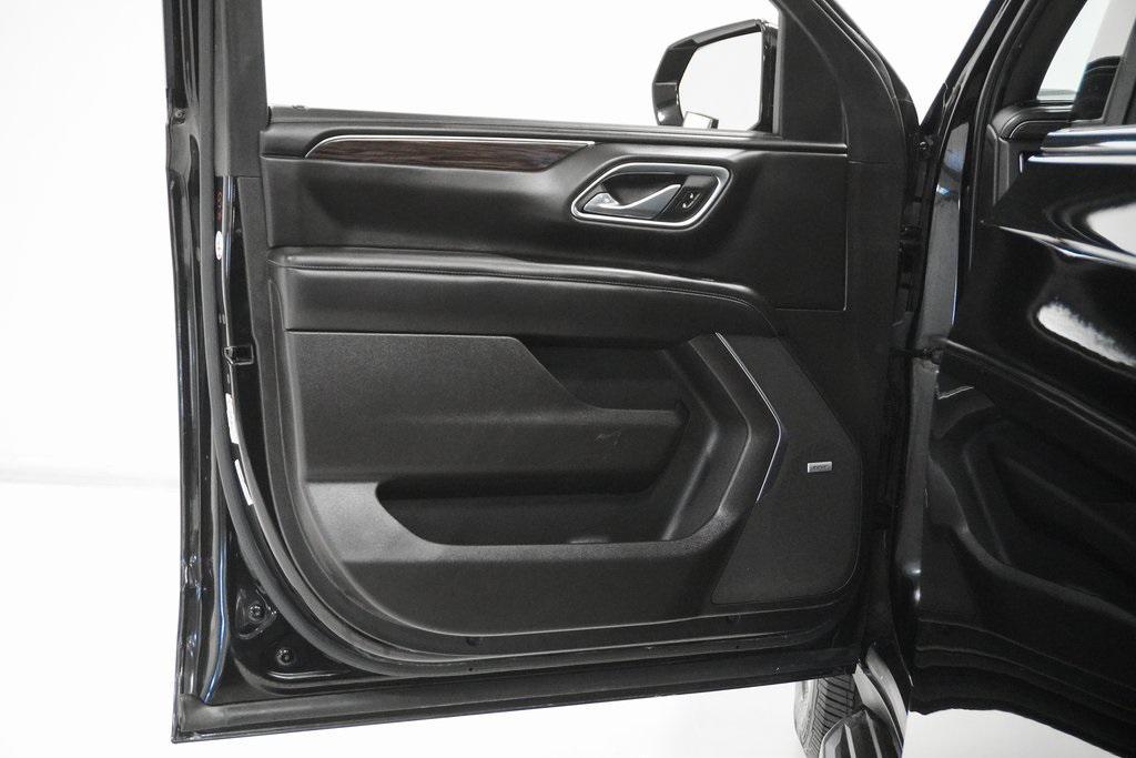 used 2021 Chevrolet Suburban car, priced at $27,995