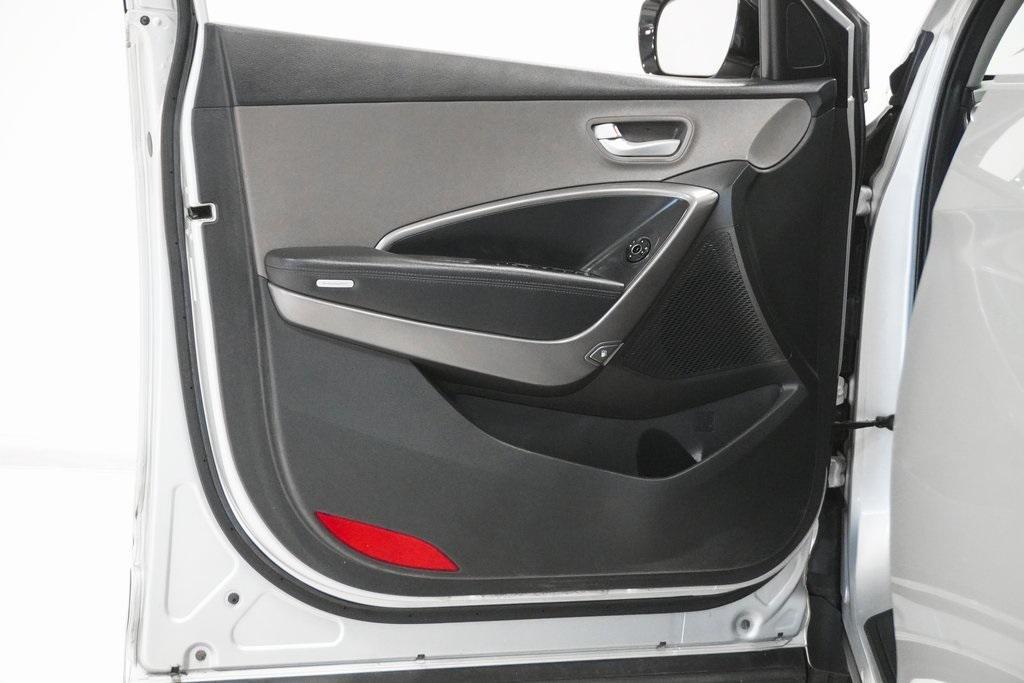 used 2013 Hyundai Santa Fe car, priced at $7,495