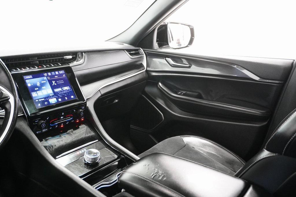 used 2022 Jeep Grand Cherokee car, priced at $25,398