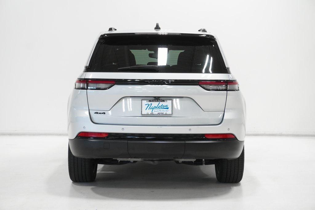 used 2022 Jeep Grand Cherokee car, priced at $25,398