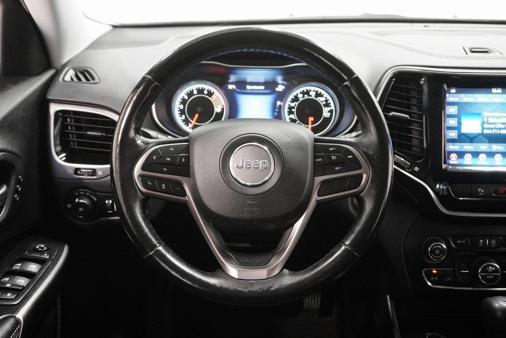 used 2020 Jeep Cherokee car, priced at $18,995