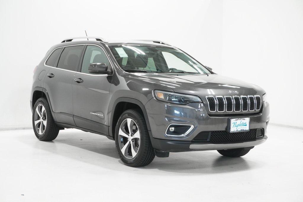 used 2020 Jeep Cherokee car, priced at $18,995