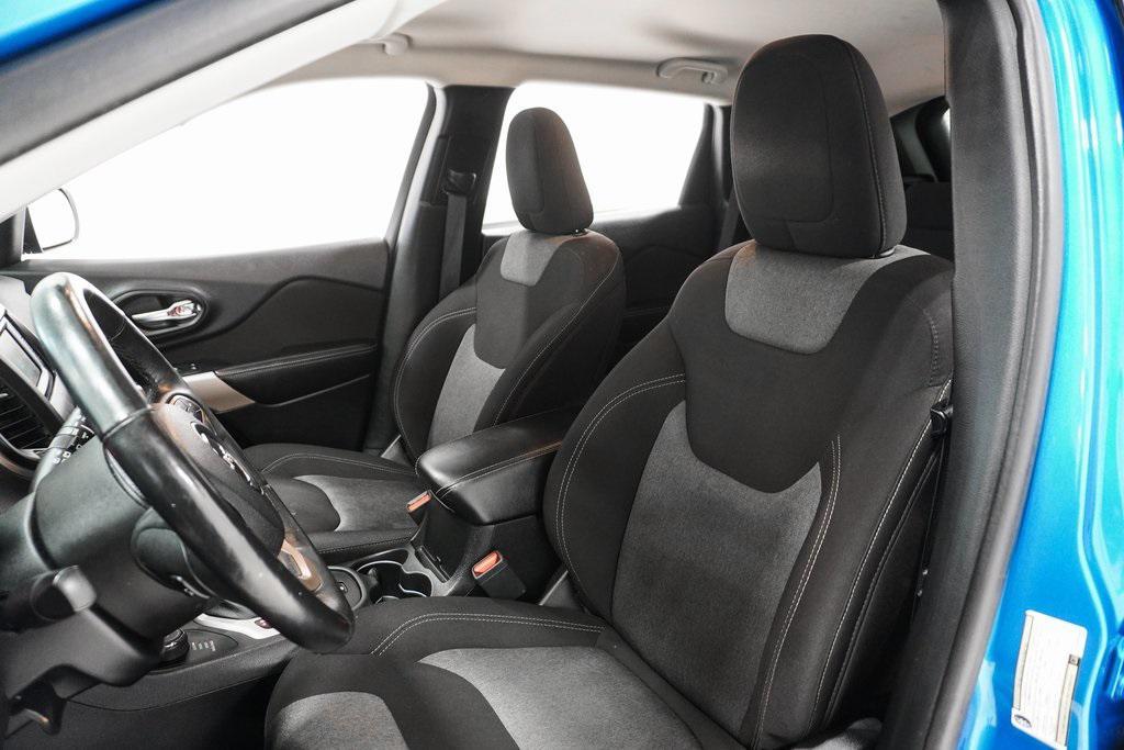 used 2017 Jeep Cherokee car, priced at $10,795