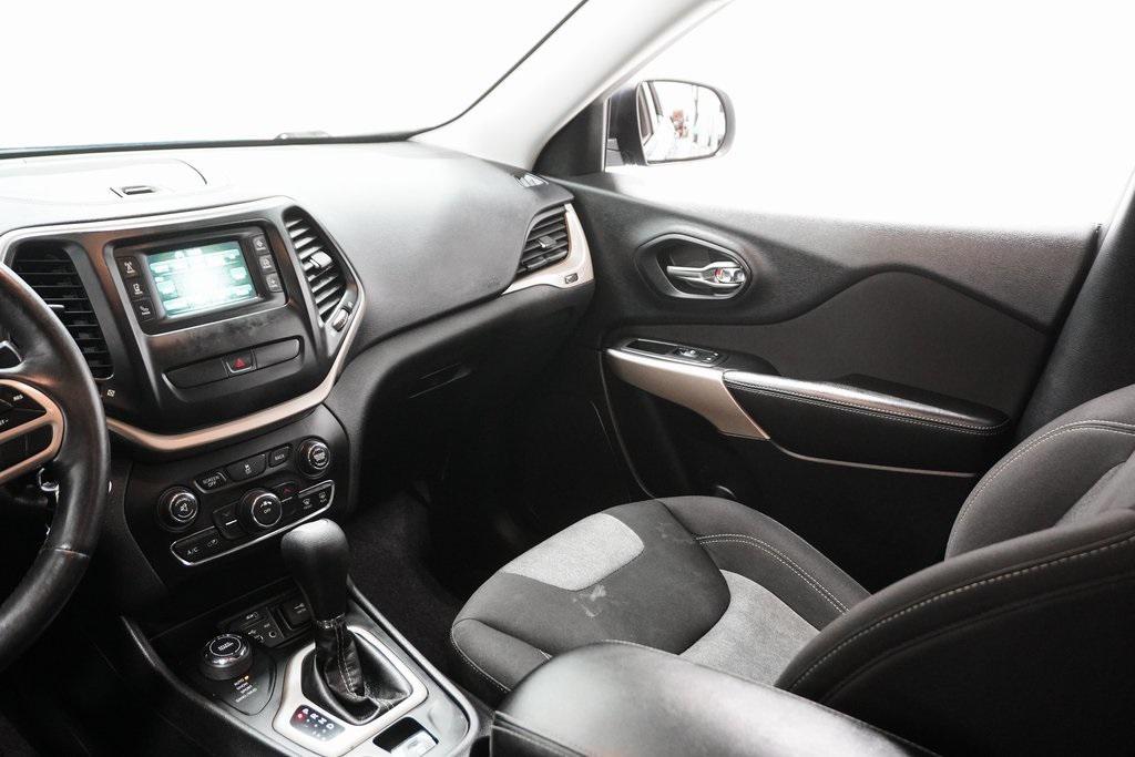 used 2017 Jeep Cherokee car, priced at $10,795