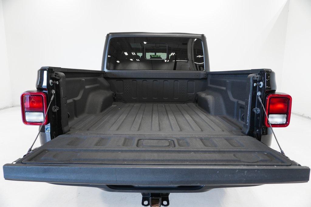 used 2022 Jeep Gladiator car, priced at $30,595