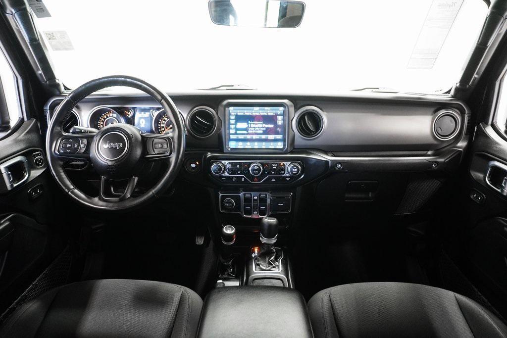 used 2022 Jeep Gladiator car, priced at $30,595