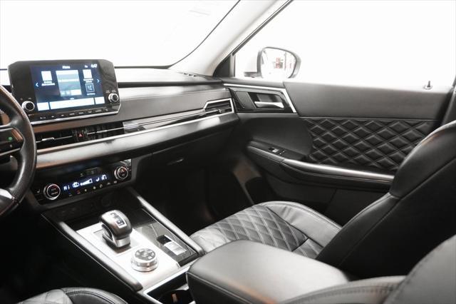 used 2022 Mitsubishi Outlander car, priced at $24,174