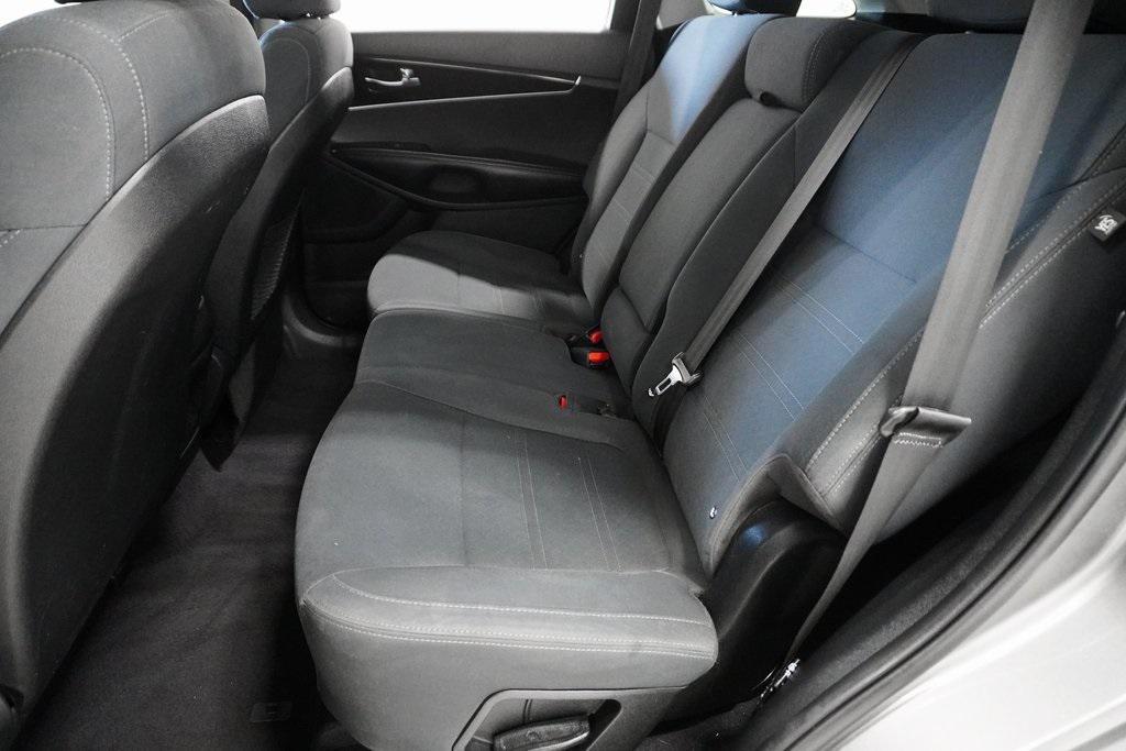 used 2018 Kia Sorento car, priced at $9,895