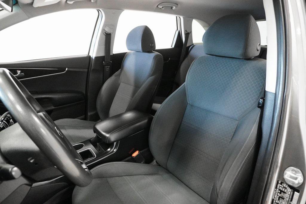 used 2018 Kia Sorento car, priced at $9,895