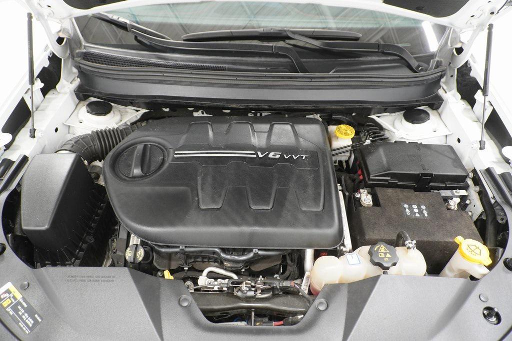 used 2022 Jeep Cherokee car, priced at $22,647