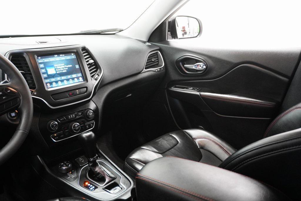 used 2022 Jeep Cherokee car, priced at $22,647
