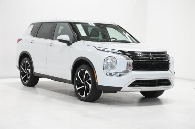 used 2023 Mitsubishi Outlander car, priced at $24,995