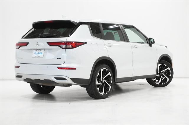 used 2023 Mitsubishi Outlander car, priced at $24,995