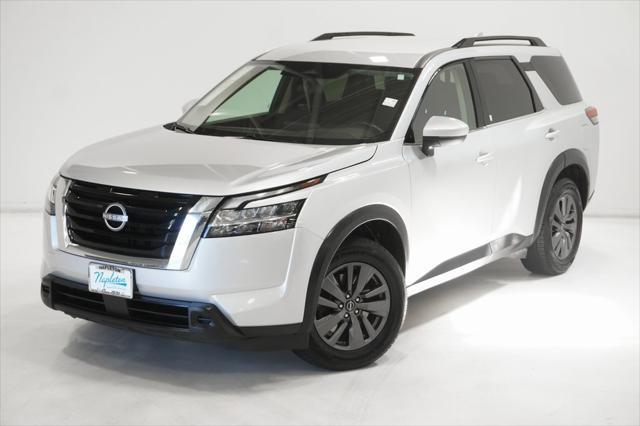 used 2022 Nissan Pathfinder car, priced at $24,795