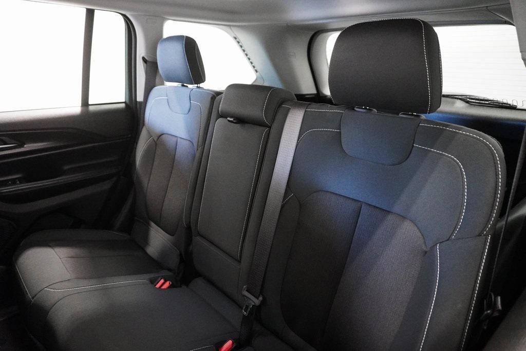 used 2024 Jeep Grand Cherokee car, priced at $27,995