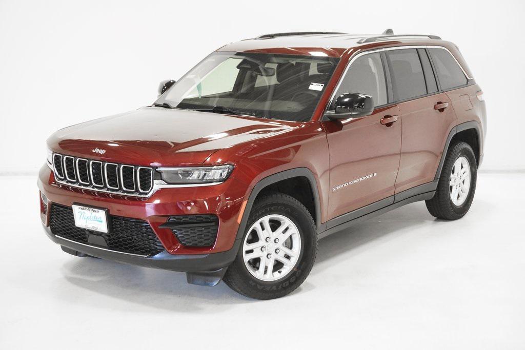 used 2024 Jeep Grand Cherokee car, priced at $27,995