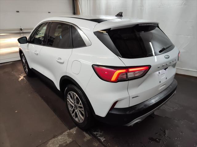 used 2022 Ford Escape car, priced at $25,995