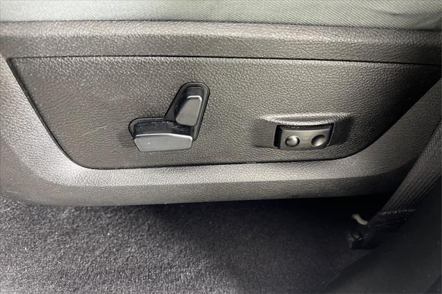 used 2020 Ram 1500 Classic car, priced at $33,995
