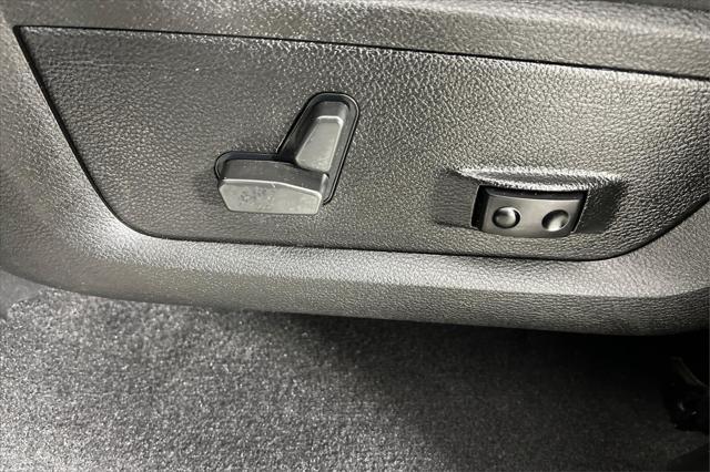 used 2022 Ram 1500 Classic car, priced at $36,995