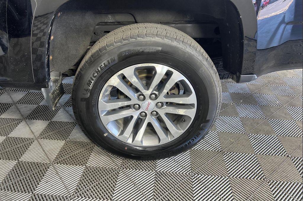 used 2015 GMC Canyon car, priced at $26,995