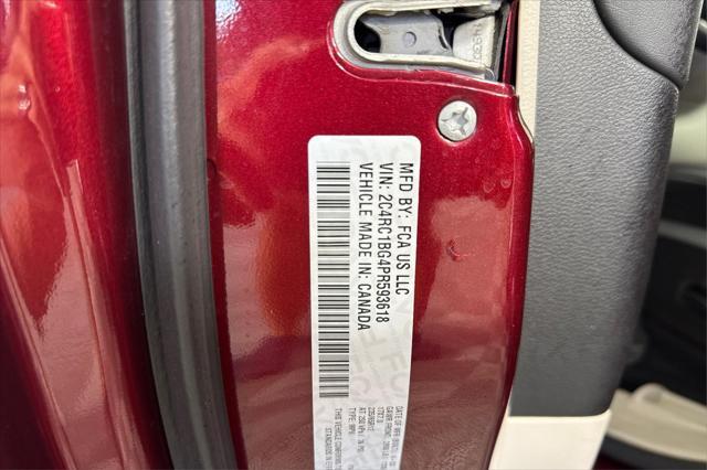 used 2023 Chrysler Pacifica car, priced at $25,995
