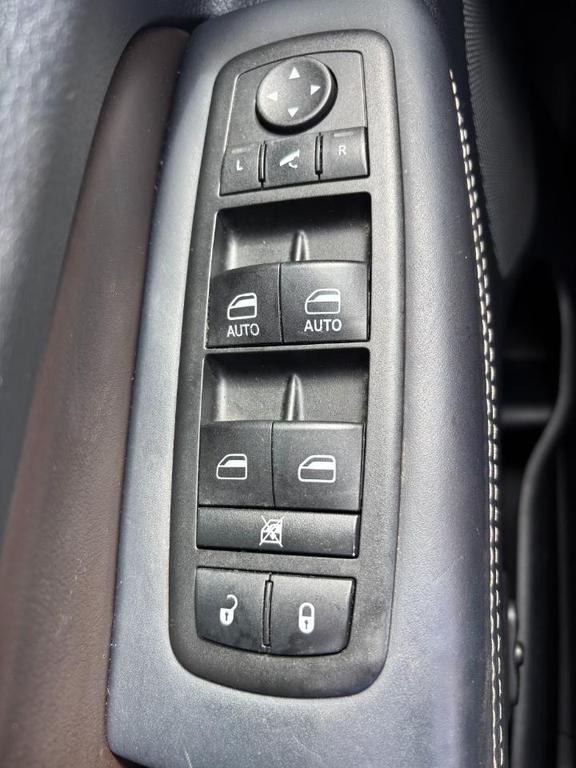 used 2014 Jeep Grand Cherokee car, priced at $9,495