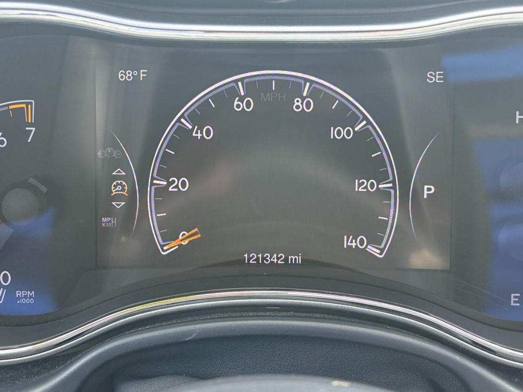 used 2014 Jeep Grand Cherokee car, priced at $9,495