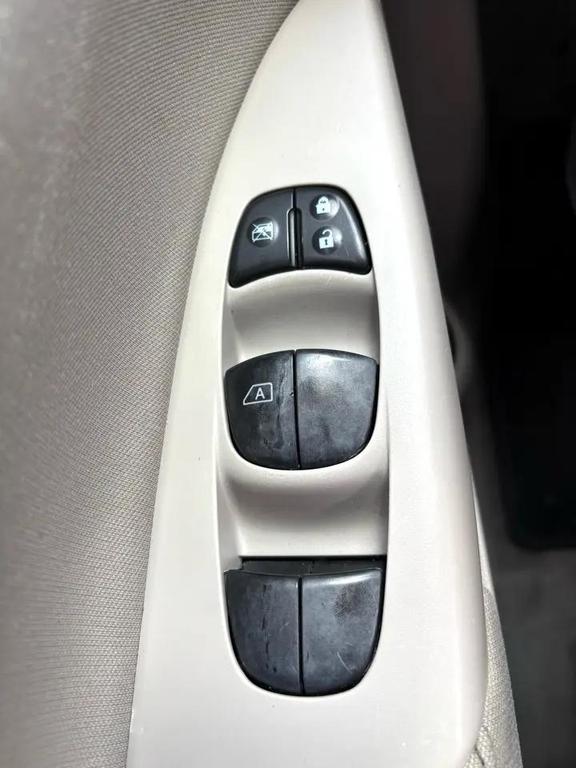 used 2014 Nissan Sentra car, priced at $4,995