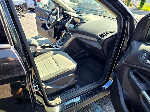 used 2015 Ford Escape car, priced at $8,995