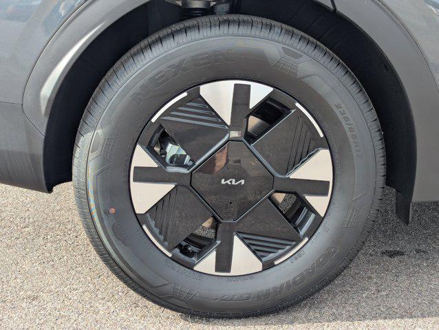 new 2026 Kia Sportage Hybrid car, priced at $29,431