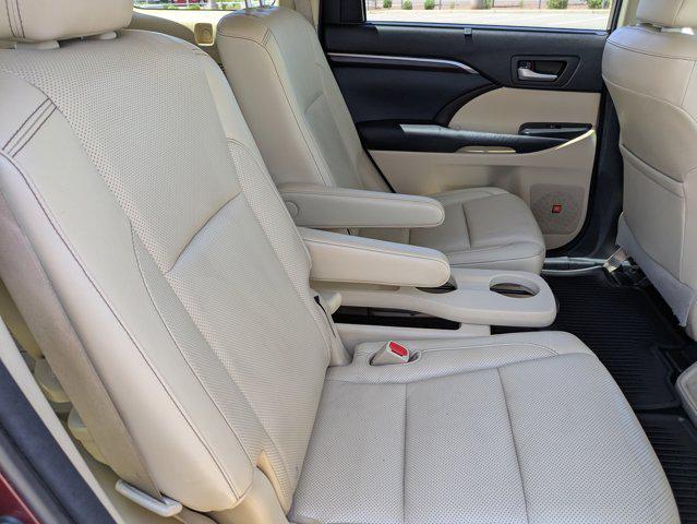 used 2014 Toyota Highlander Hybrid car, priced at $17,998