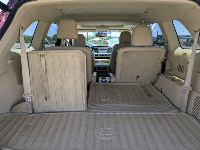 used 2014 Toyota Highlander Hybrid car, priced at $17,998