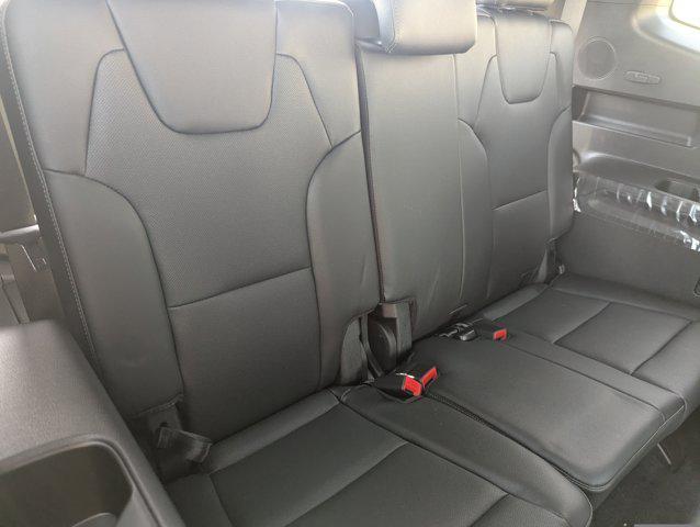 new 2025 Kia Telluride car, priced at $49,523