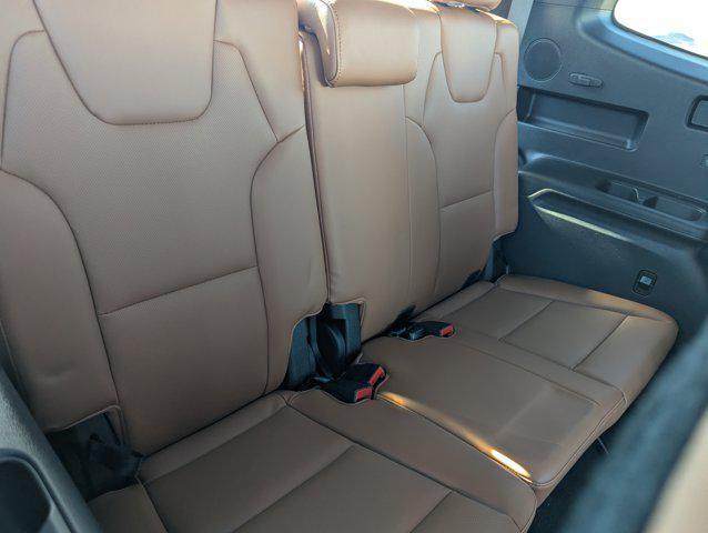 new 2025 Kia Telluride car, priced at $52,122