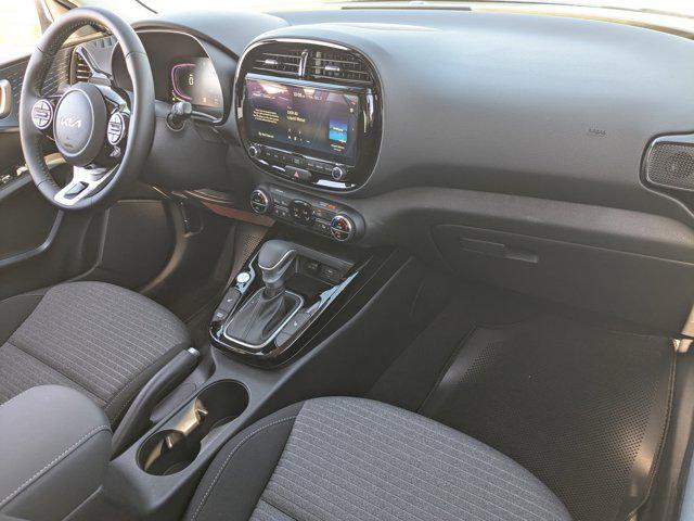 new 2025 Kia Soul car, priced at $24,192