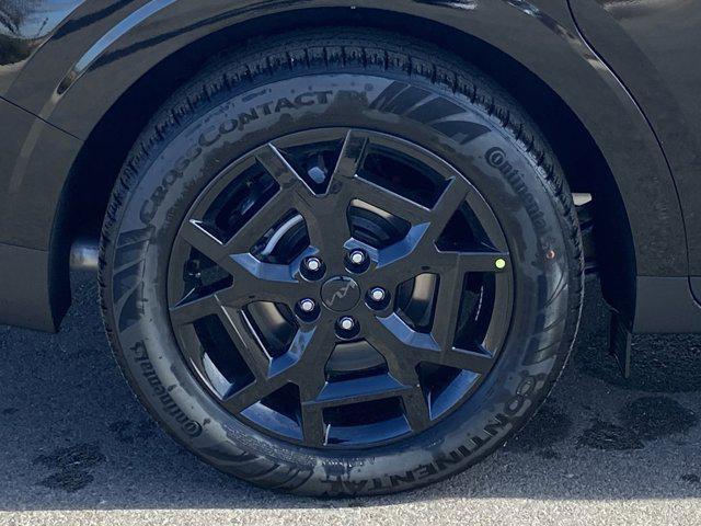 new 2025 Kia Carnival car, priced at $49,866