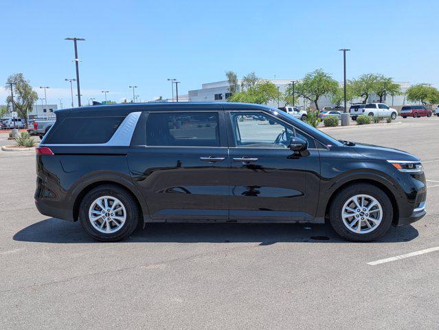 used 2022 Kia Carnival car