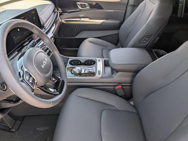 new 2025 Kia Carnival Hybrid car, priced at $55,485