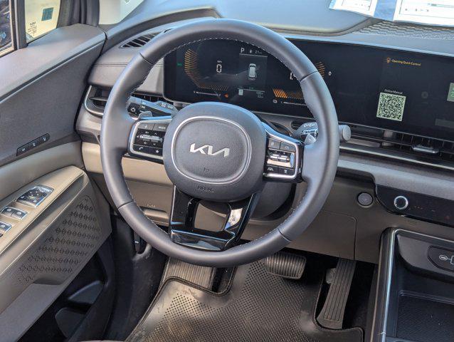 new 2026 Kia Carnival Hybrid car, priced at $42,357