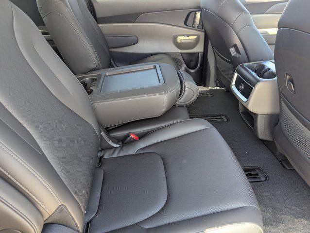 new 2026 Kia Carnival Hybrid car, priced at $42,357